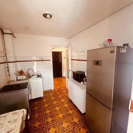 2 2 Bedrooms 4 Persoane * コンスタンツァ